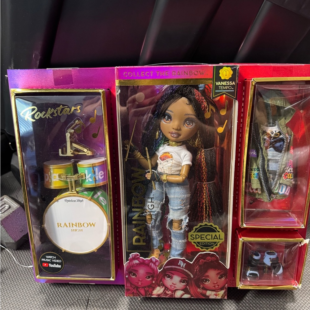 COPY - Rainbow High Vanessa Tempo Doll Set